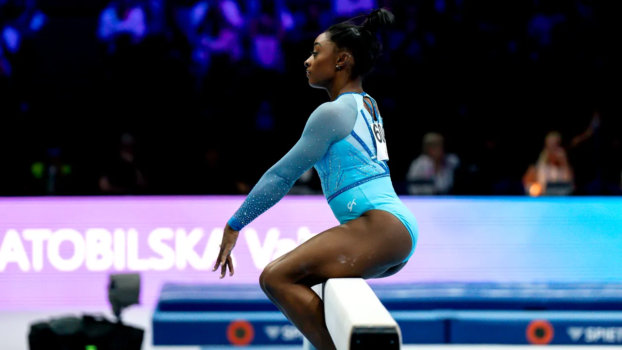 Simone Biles a câştigat a 6-a medalie de aur mondială la stilul complet