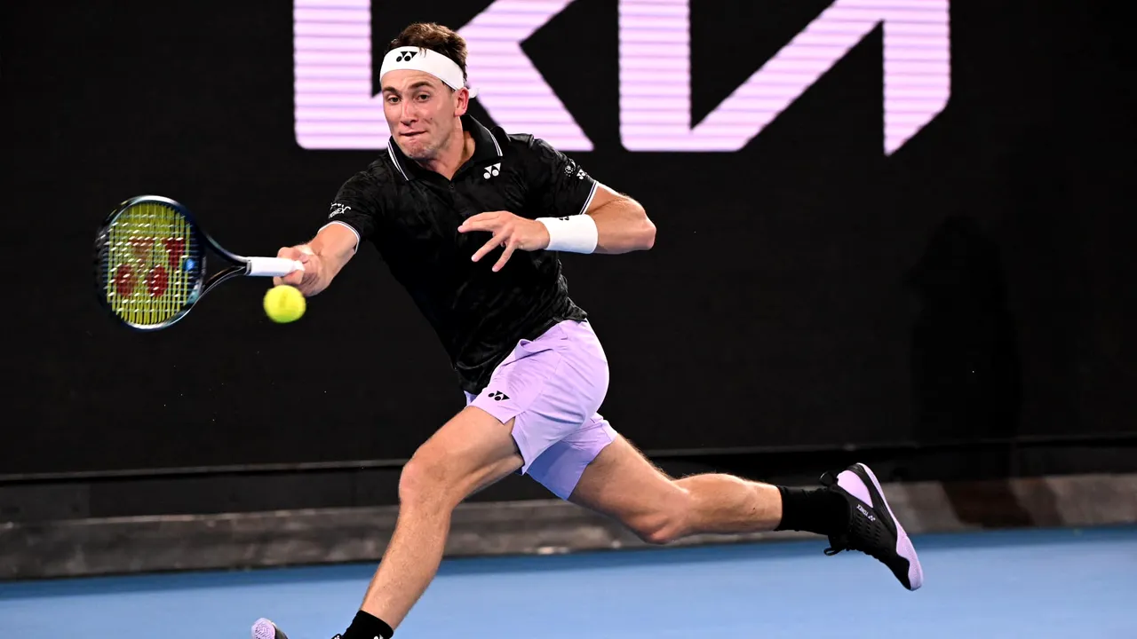 Şi favoritul numărul doi de la Melbourne, Casper Ruud, a fost eliminat din competiţie