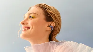 HUAWEI FreeClip 2, căștile-bijuterie cu care îți poți surprinde persoana iubită de Valentine’s Day - Advertorial