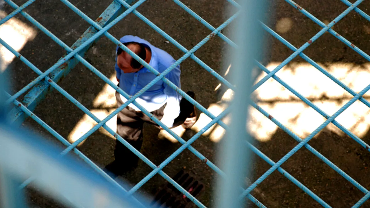 Un deputat propune o lege care pedepseşte cămătăria cu închisoare