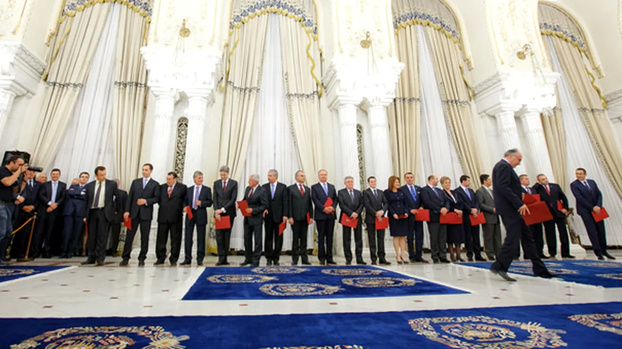 Schimburi de replici ale preşedintelui cu Marga, Diaconu şi Cepoi. Emoţii vizibile la unii miniştri