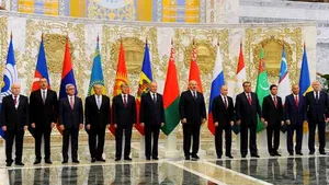 INCIDENT la summitul de la Minsk: Vladimir Putin şi Nicolae Timofti au avut un schimb dur de replici. Presa relatează că au fost aproape de a se lua la bătaie - VIDEO