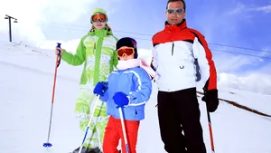 Cât cheltuiesc românii pentru vacanţe în ţară şi străinătate şi care sunt destinaţiile preferate