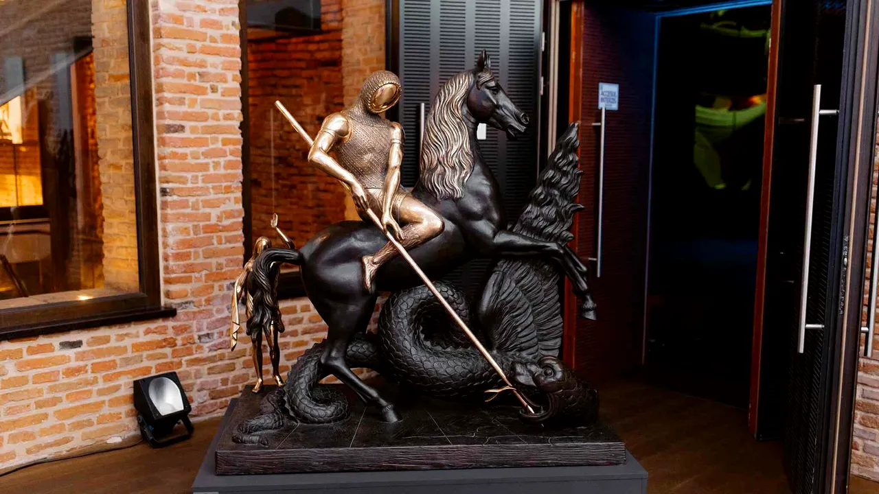 S-a deschis expoziţia „Universul lui Salvador Dalí”, la ARCUB