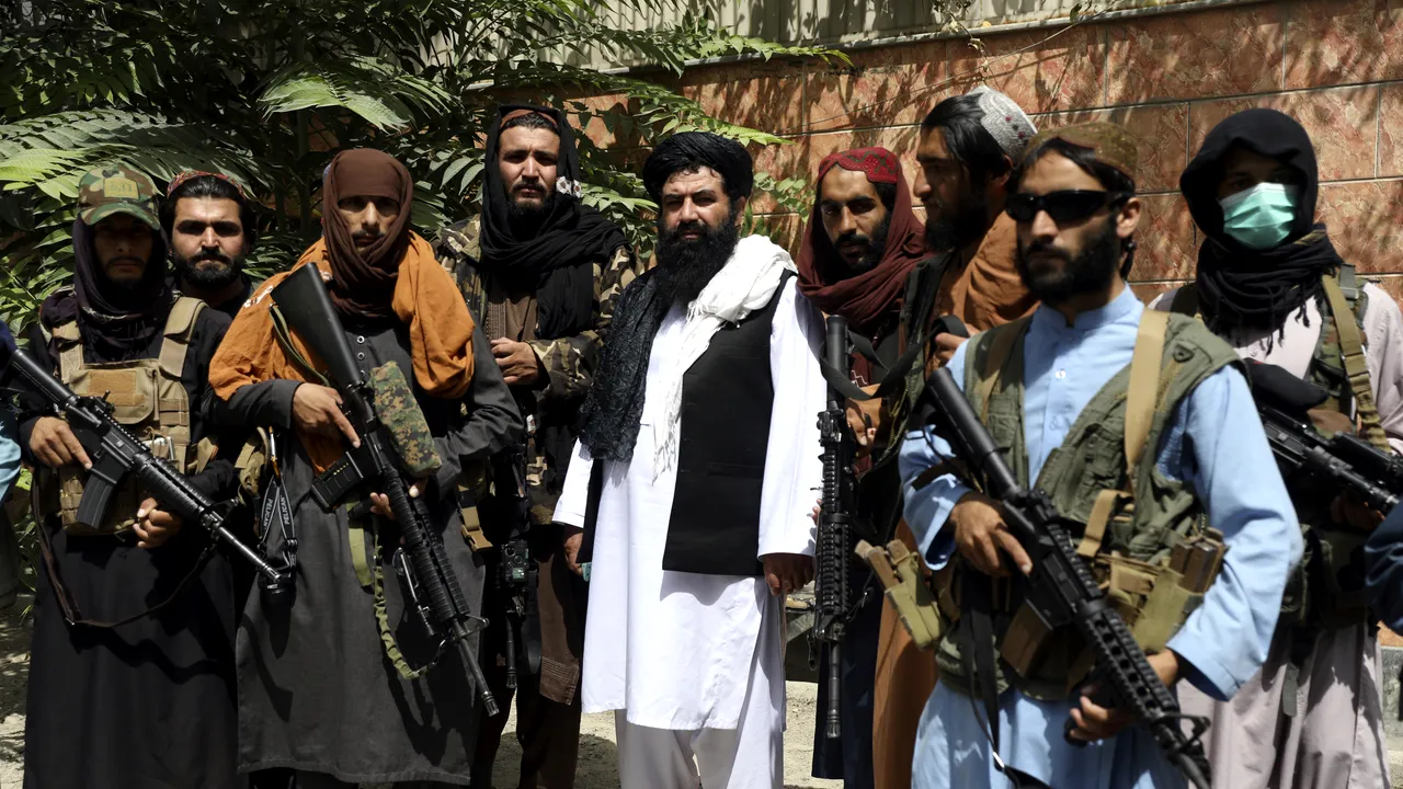 Criza din Afganistan are şi implicaţii climatice. Zăcăminte minerale esenţiale în valoare de 1 trilion de dolari, în stăpânirea talibanilor