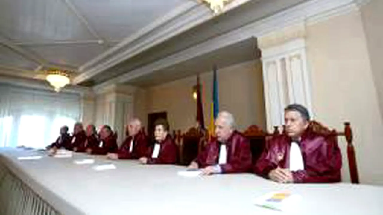 Legea privind statutul funcţionarilor publici, neconstituţională
