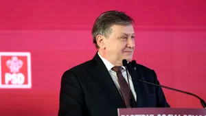 Antonescu: Nu avem nevoie de lecţii de patriotism. Ştiu ce înseamnă să fii sărac şi al nimănui