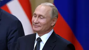 Donald Tusk, replică DURĂ pentru Vladimir Putin: Nu valorile liberale sunt învechite, ci cultul personalităţii