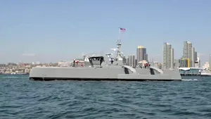 Misiune ISTORICĂ: O navă militară a mers până la o insulă aflată la 4.200 de km distanţă şi înapoi, fără să aibă vreun om la bord | VIDEO