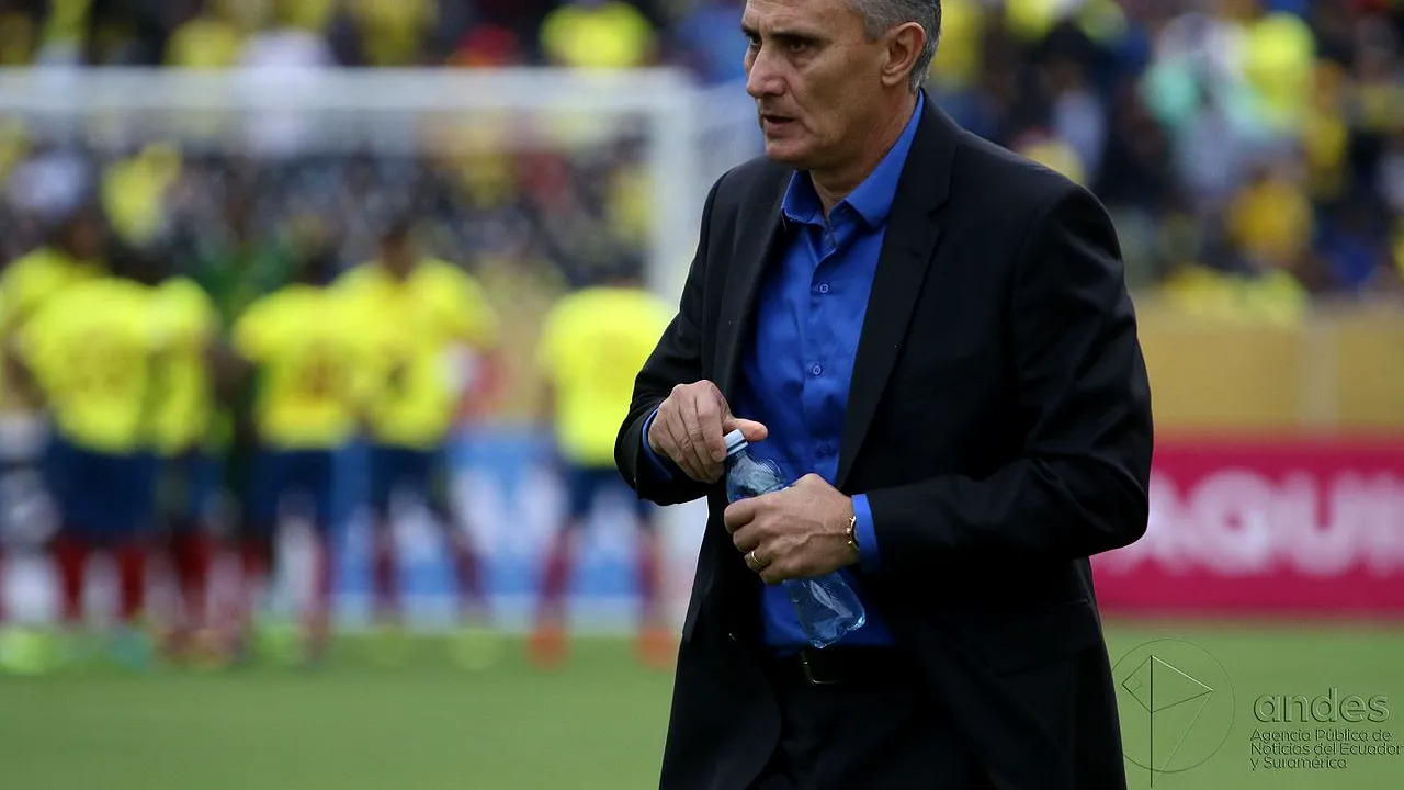 Tite se retrage din funcţia de selecţioner al Braziliei după eliminarea de la Cupa Mondială