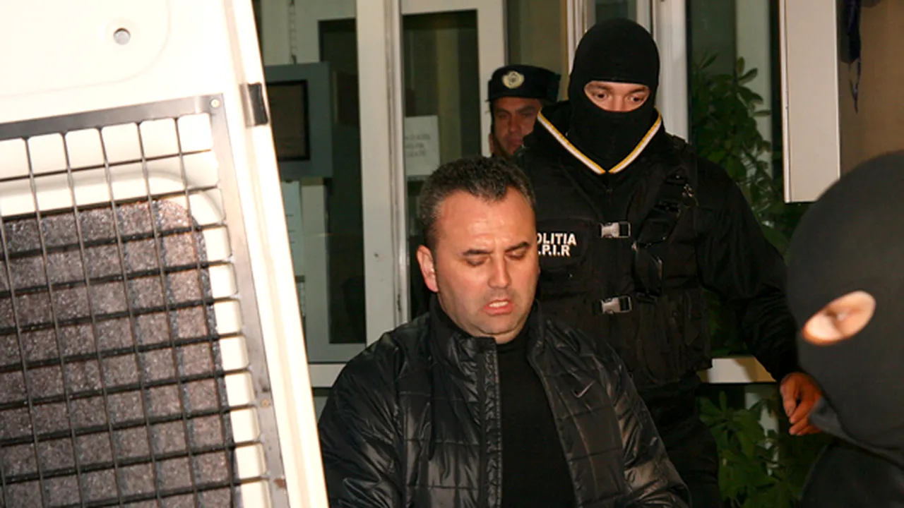 Un subofiţer de la ISU Argeş, arestat în dosarul avocatului Constantin Laurenţiu