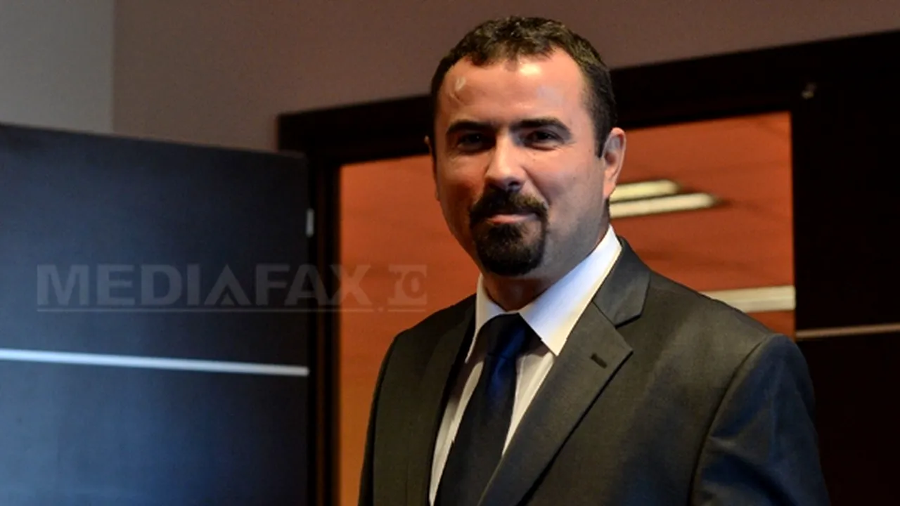 Primarul interimar Ştefănel Marin, demis din funcţie prin votul consilierilor generali. Darabont: PSD ia în calcul să facă o propunere 