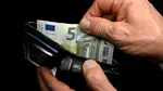 Lovitură pentru românii cu afaceri în Spania: reforma care le-ar fi adus avantaje fiscale și acces mai ușor la „șomaj” a fost blocată