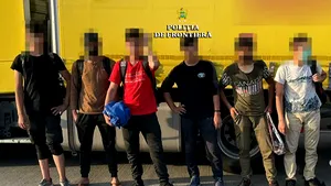 Migranţi afgani prinşi de Poliţia de Frontieră din România când încercau să treacă graniţa