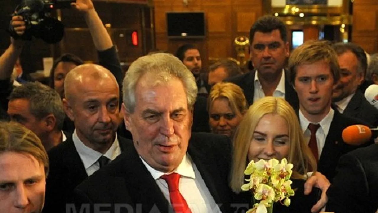 Milos Zeman a câştigat primul tur al alegerilor prezidenţiale din Cehia