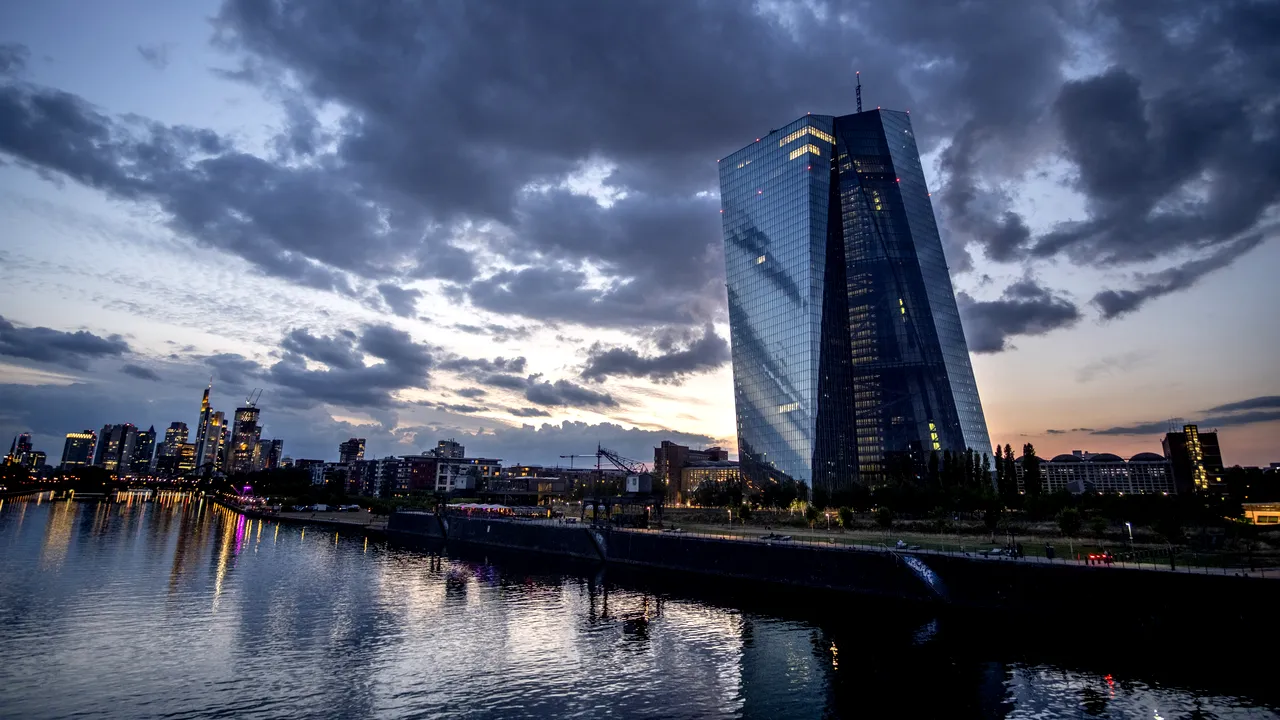 Inflaţia în zona euro este în scădere, fiind la nivelul de 5,3%