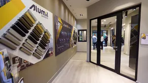 Alumil a încheiat primul semestru din 2024 cu afaceri de 56,4 milioane de lei