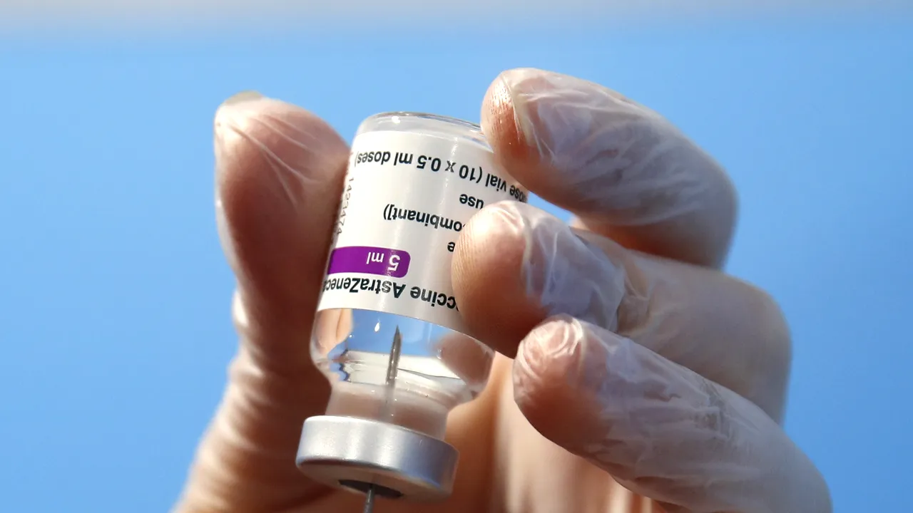Răspunsul lui Valeriu Gheorghiţă pentru cei care au făcut prima doză de AstraZeneca şi refuză rapelul: ”O decizie clară va fi luată joi”