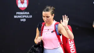 Gabriela Ruse părăsește rapid turneul de la Indian Wells. Sorana Cîrstea merge mai departe în competiție