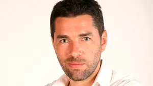 Alex Dima şi comoara românească lăsată de izbelişte, duminică, în prima ediţie 