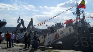 O navă militară românească participă la un exerciţiu multinaţional de luptă în Marea Mediterană