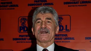 Oltean: PNL înghite în fiecare zi un broscoi râios de la PSD. Liberalii nu au puterea să-l dea afară