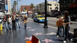 Shakira, Robert Downey Jr. şi Cameron Diaz vor avea stele pe Walk of Fame