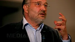 Stelian Tănase îl înlocuieşte pe Cătălin Popa în funcţia de director general al Realitatea TV