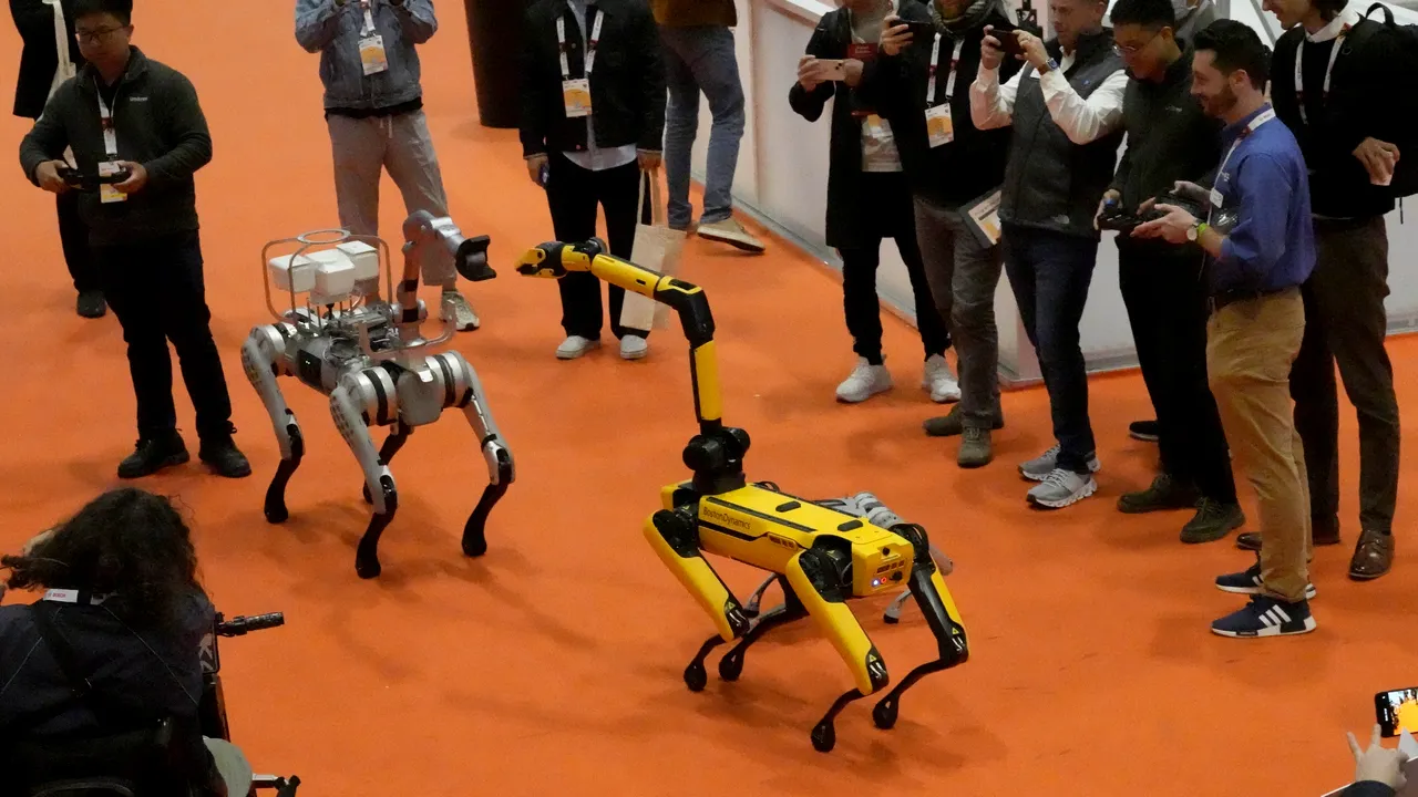 Cum a creat un profesor asistent de la MIT un sistem cu AI pentru ca roboţii să se joace fotbal mai bine decât Messi