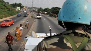 MAE recomandă românilor din Coasta de Fildeş: Părăsiţi neîntârziat această ţară!