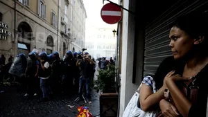 Cum văd italienii viitorul lor după plecarea lui Silvio Berlusconi