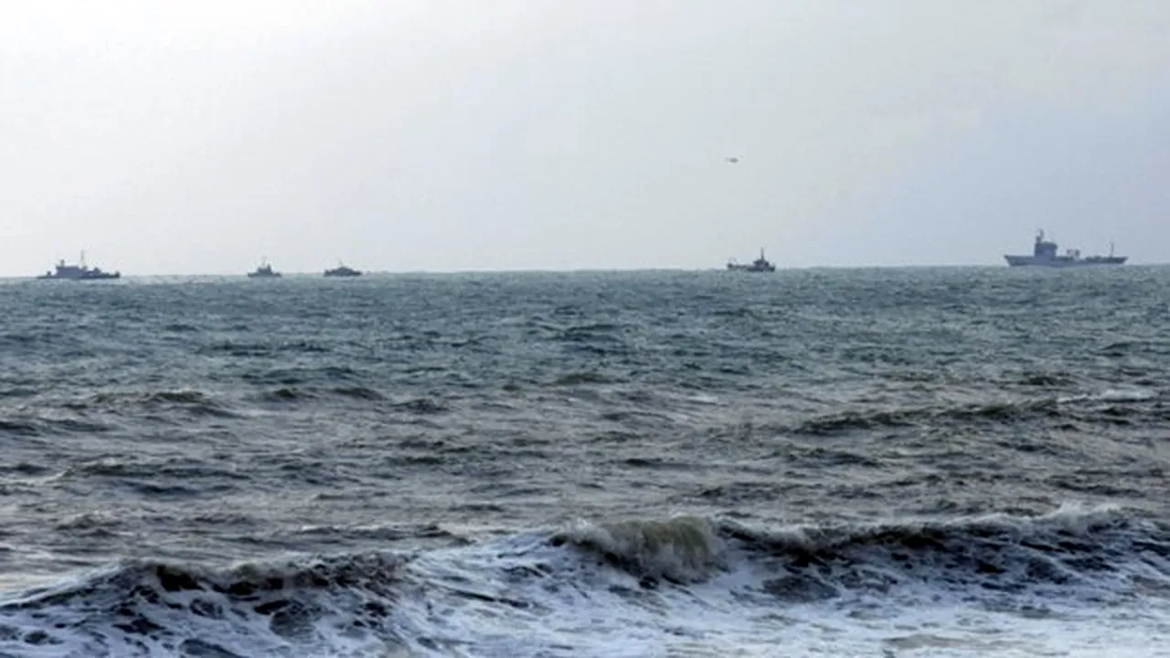 Incident în Marea Neagră: Garda de Coastă a tras focuri de avertisment pentru prinderea unui pescador turcesc