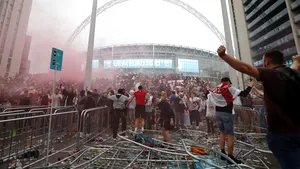 EURO 2020: 10 bărbaţi sunt căutaţi pentru violenţă, după incidentele de la finala Anglia-Italia