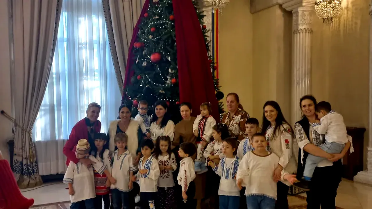 Mirabela Grădinaru a primit colindători la Palatul Cotroceni, în prag de sărbători