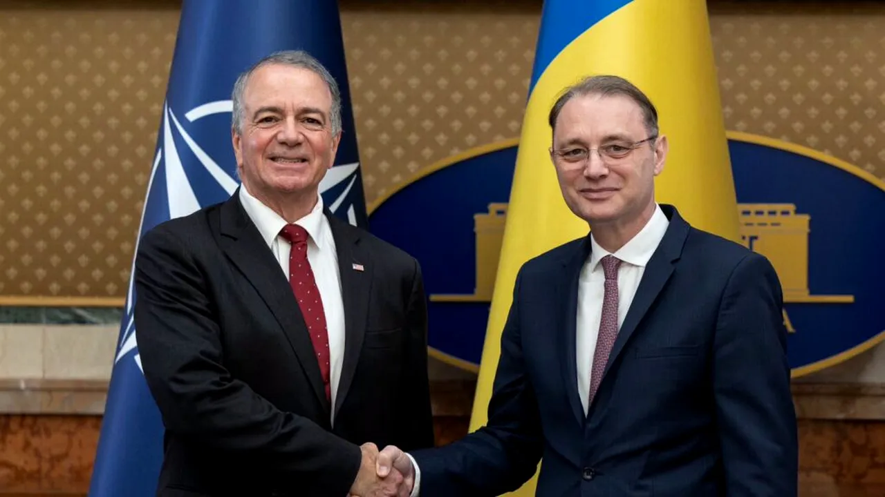 Premierul Luca Niculescu, întâlnire cu ambasadorul SUA. Ce au discutat despre securitate și investiții