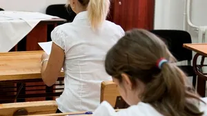 Elevii care au promovat corigenţele se pot înscrie vineri pentru a doua sesiune a bacalaureatului