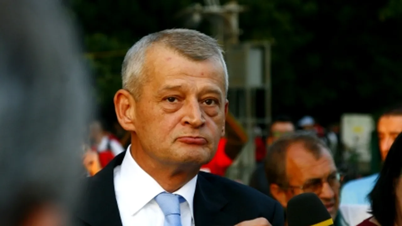 Oprescu: Şoseaua suspendată e făcută, e calculată, e toată, încerc să găsesc finanţare