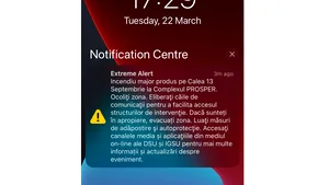 Bucureştenii sunt avertizaţi prin RO-Alert despre incendiul de la magazinul Prosper. Li se cere să părăsească zona şi să se protejeze