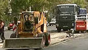 Pană de curent în Capitală, după ce o firmă de construcţii a rupt un cablu electric