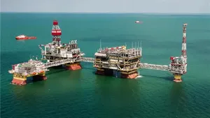 Ucraina a atacat cu drone o platformă petrolieră Lukoil din Marea Caspică