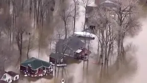VIDEO Stare de urgenţă în Montreal, în urma celor mai grave inundaţii din ultimele decenii