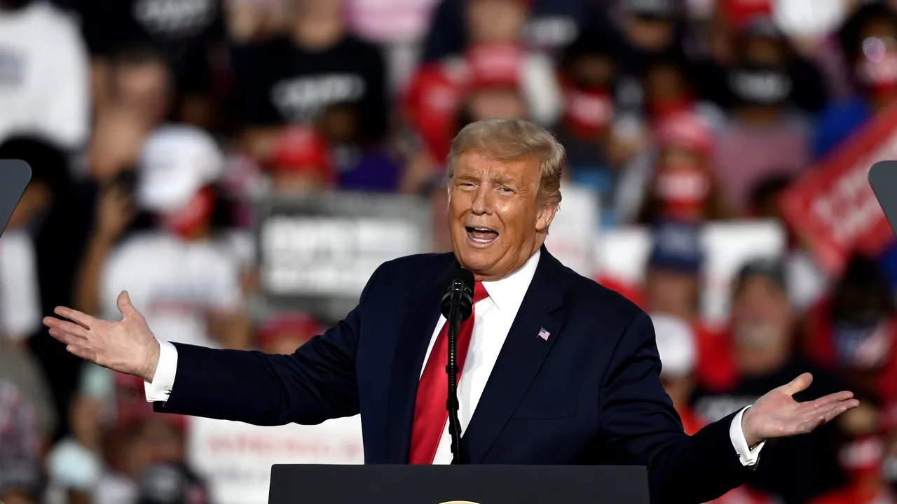 Donald Trump insistă că menţine obiectivul contracarării pandemiei, contrazicându-l pe consilierul care a spus că planul este altul