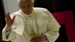 Papa îndeamnă la 