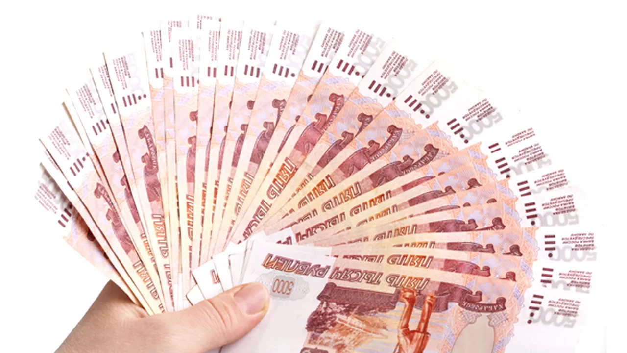 1-ruble-rusia-shutterstock 
