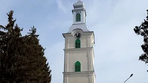 Jumătate de mileniu de istorie, în pericol. Se caută soluții pentru salvarea bisericii din Cehu Silvaniei