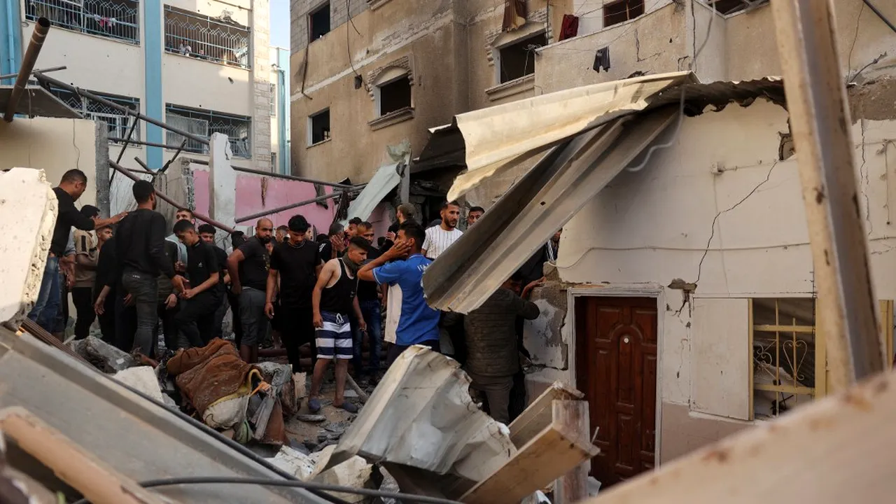 Bilanţul morţilor din Rafah creşte. Qatar trimite o delegaţie la Cairo 