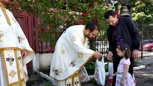 COMENTARIU Marius Oprea / În plină pandemie, Biserica ortodoxă a dat – Fie numele Domnului binecuvîntat! -  aproape 20% din venituri pentru copii şi săraci