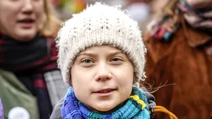 Greta Thunberg crede că ar putea fi infectată cu noul coronavirus. A început să aibă simptome în urmă cu 10 zile