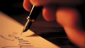 Zeci de ucraineni învaţă limba română la cea mai mare bibliotecă din Galaţi