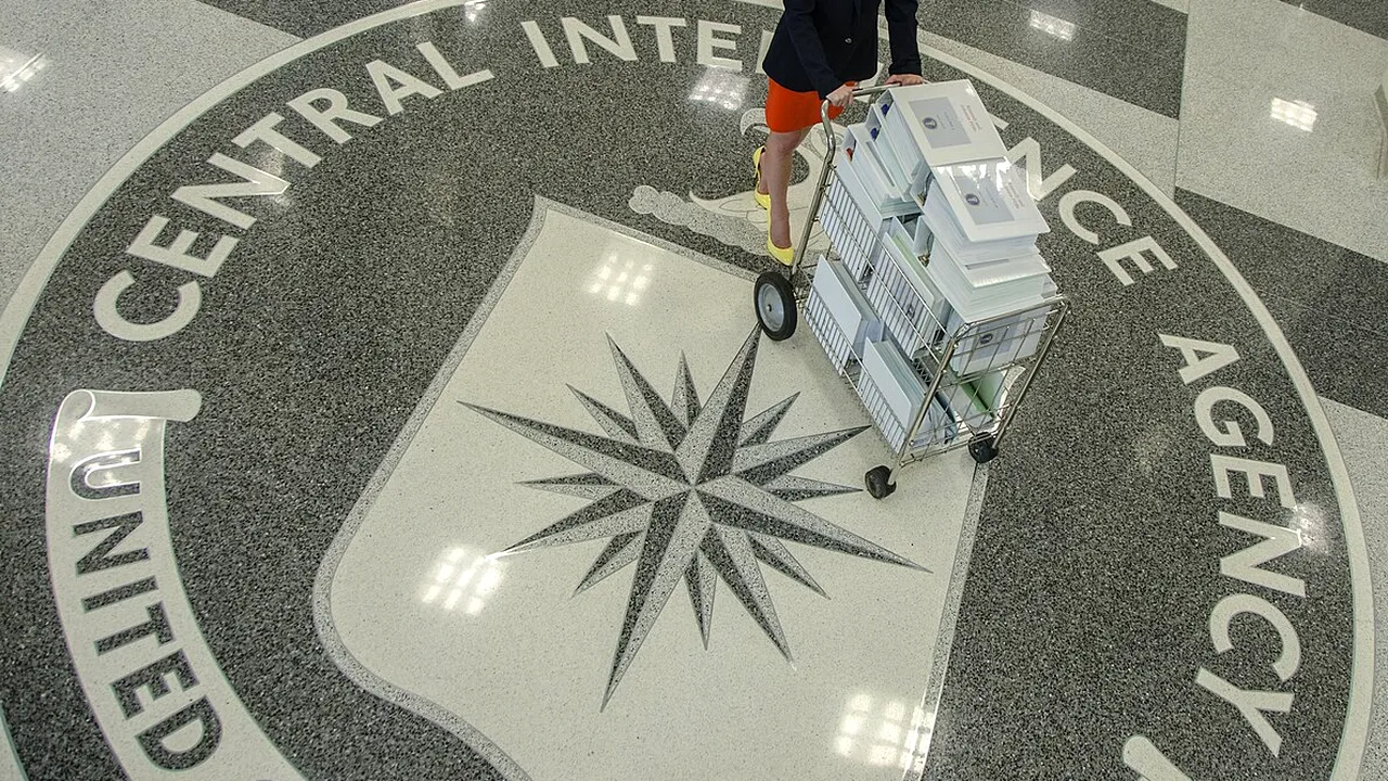 18 septembrie 1947: Este înfiinţată Agenţia Centrală de Informaţii  (CIA) 